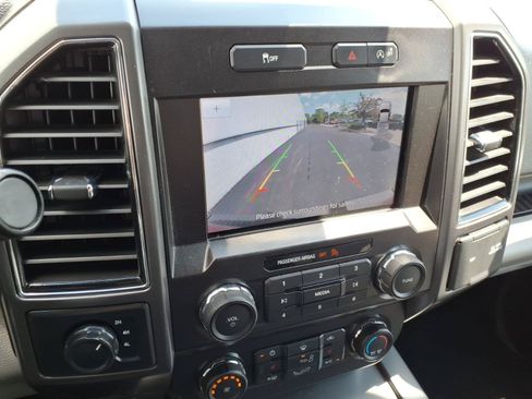 Used 2020 Ford F150 XLT w/ Equipment Group 302A Luxury AWD/4WD image 23