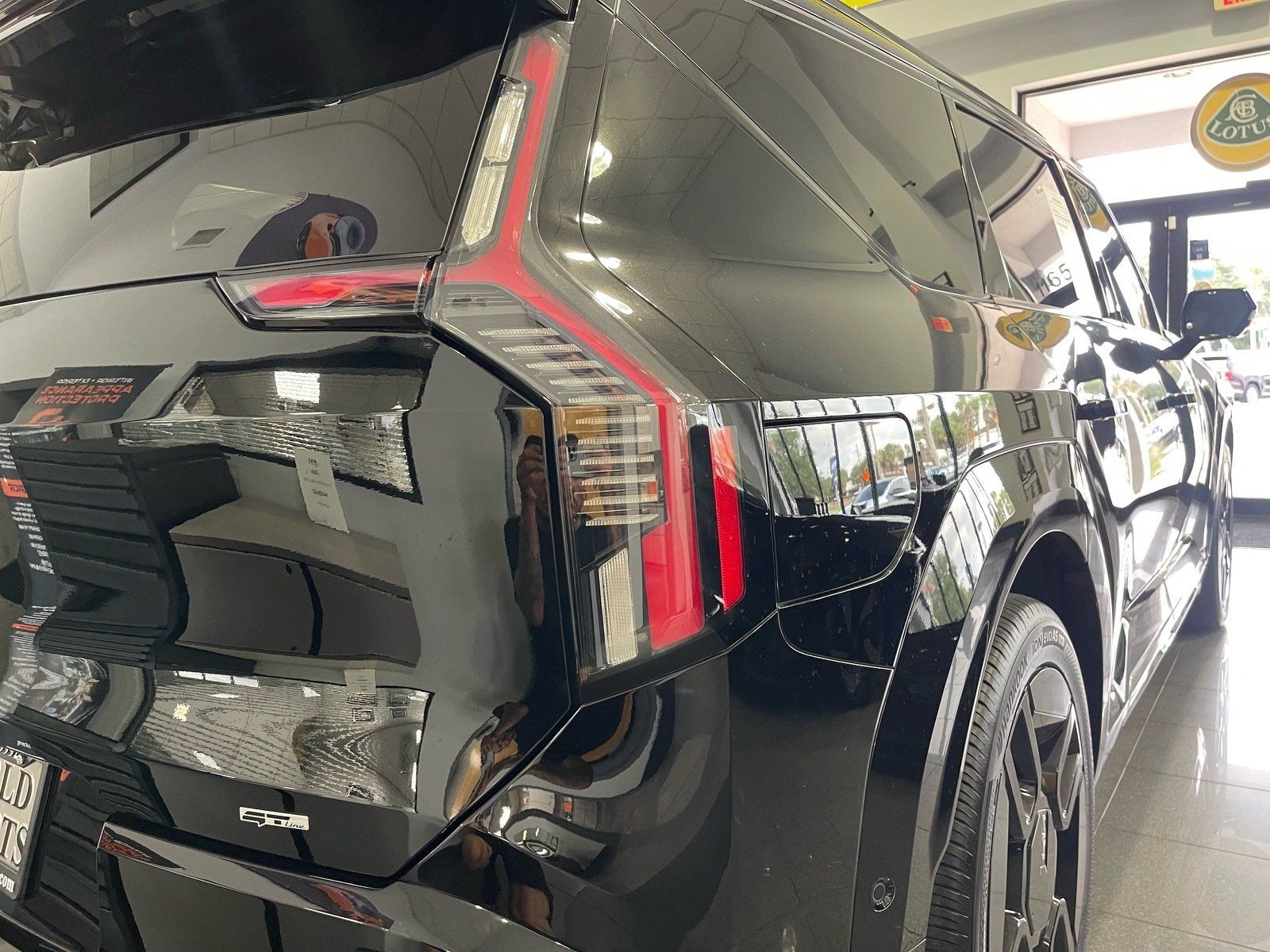 Used 2025 Kia EV9 GT-Line AWD/4WD image 17