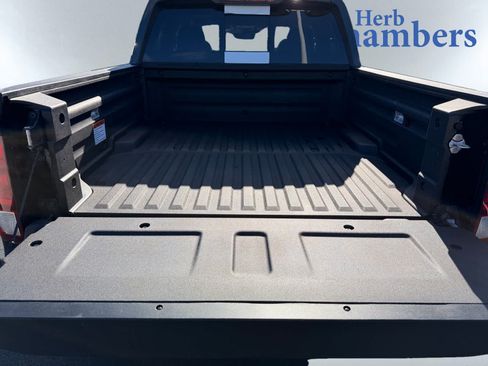 New 2026 Honda Ridgeline Black Edition image 9