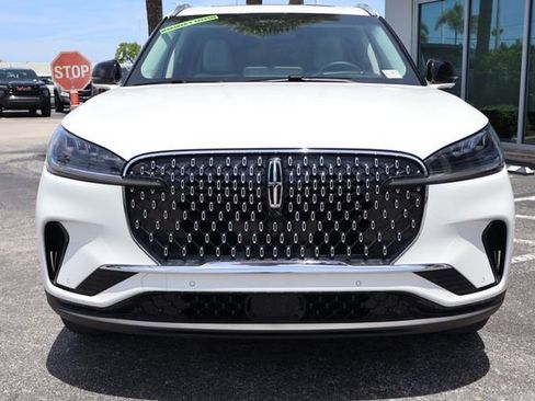 New 2025 Lincoln Aviator 2WD w/ Equipment Group 101A image 2