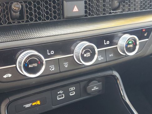 Used 2024 Honda CR-V EX image 29