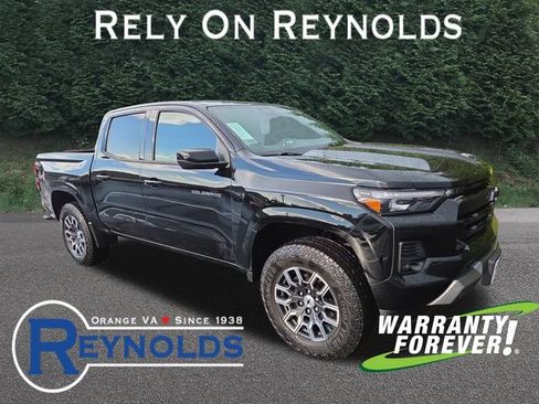 Used 2024 Chevrolet Colorado Z71 w/ Z71 Convenience Package 2 AWD/4WD image 1
