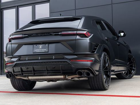 Used 2023 Lamborghini Urus S AWD/4WD image 8