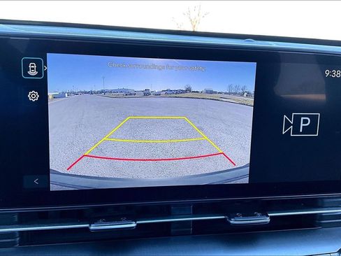 Used 2025 Hyundai Kona SEL image 19