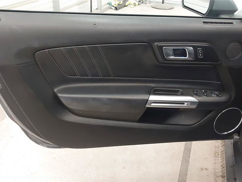 Used 2021 Ford Mustang Premium image 18