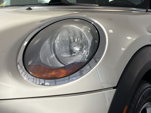 Used 2015 MINI Cooper 2-Door Hardtop FWD image 12