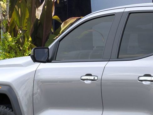 New 2026 GMC Canyon Denali image 12