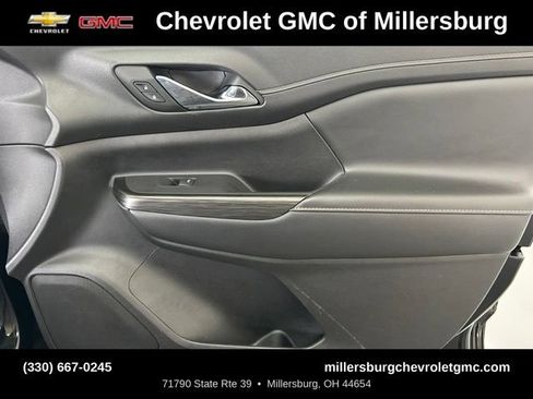 Used 2023 GMC Acadia SLT AWD/4WD image 30