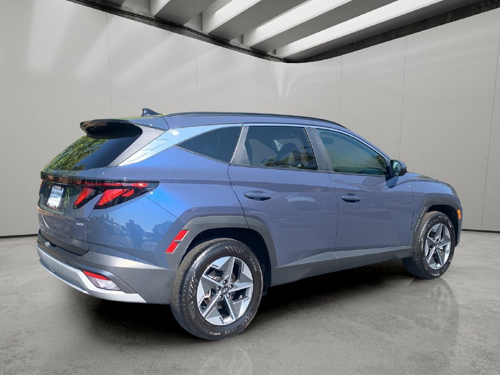 Certified 2025 Hyundai Tucson SEL AWD/4WD image 5