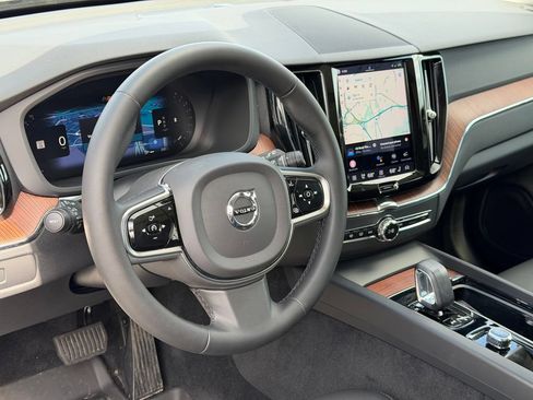 Certified 2023 Volvo XC60 B5 Plus w/ Climate Package AWD/4WD image 25