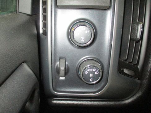 Used 2015 Chevrolet Silverado 1500 LT w/ All Star Edition AWD/4WD image 24