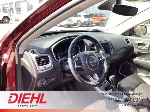 Used 2021 Jeep Compass Latitude w/ Convenience Group AWD/4WD image 17