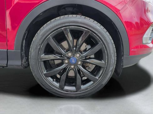 Used 2018 Ford Escape SE w/ SE Sport Appearance Package AWD/4WD image 40
