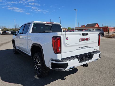 New 2026 GMC Sierra 1500 AT4 w/ AT4 Premium Package image 3