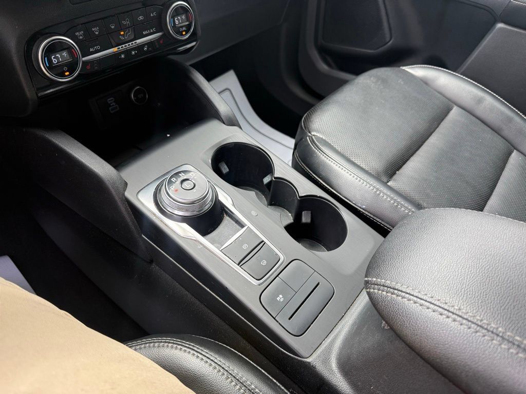 Certified 2021 Ford Escape SEL AWD/4WD image 25
