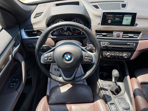 Used 2018 BMW X1 xDrive28i w/ Premium Package AWD/4WD image 12