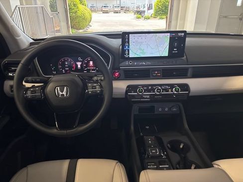 Certified 2026 Honda Passport RTL image 16