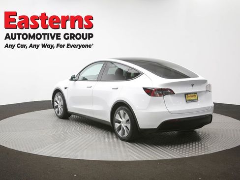 Used 2022 Tesla Model Y Long Range AWD/4WD image 59