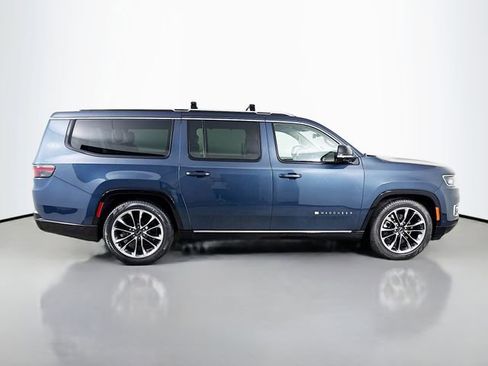 Used 2024 Jeep Wagoneer L Series III w/ Premium Group I AWD/4WD image 5