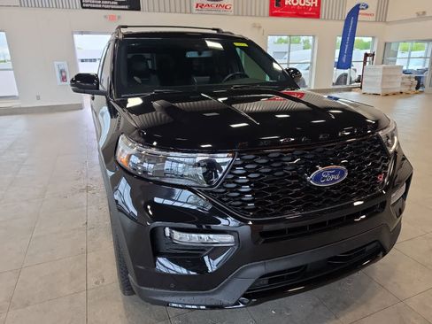 Used 2023 Ford Explorer ST w/ Equipment Group 401A AWD/4WD image 5