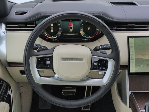 New 2026 Land Rover Range Rover SE image 24