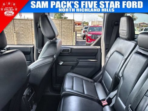 Used 2025 Ford Bronco Outer Banks AWD/4WD image 14