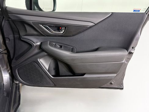 Used 2025 Subaru Outback Premium image 30