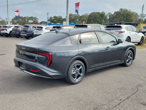 New 2026 Kia K4 LXS image 6