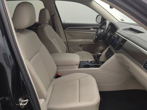 Used 2019 Volkswagen Atlas SE FWD image 21