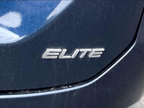 Used 2024 Honda Pilot Elite image 8
