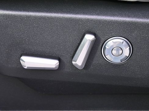 New 2026 Lincoln Navigator Reserve w/ Jet Appearance Package image 14