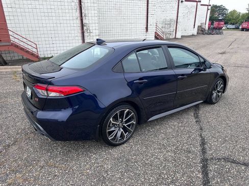 Used 2022 Toyota Corolla SE image 3