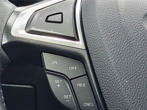 Certified 2024 Ford Edge SEL image 33