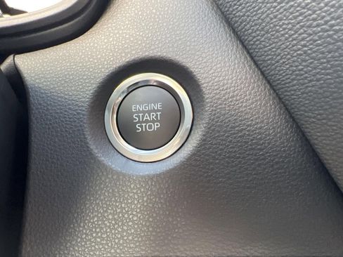 Used 2026 Toyota Corolla LE w/ LE Premium Package image 8