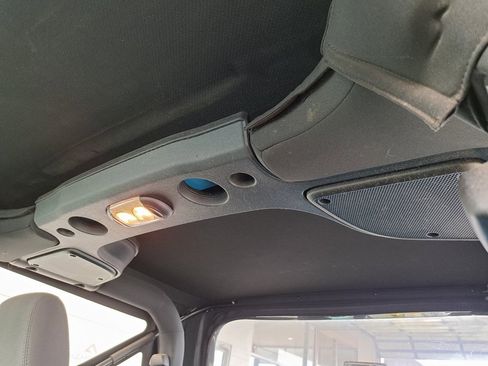 Used 2017 Jeep Wrangler Sport w/ Quick Order Package 23S image 25