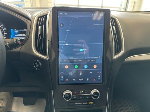 Used 2024 Ford Edge Titanium w/ Equipment Group 301A image 19