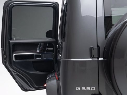 Used 2022 Mercedes-Benz G 550 image 19