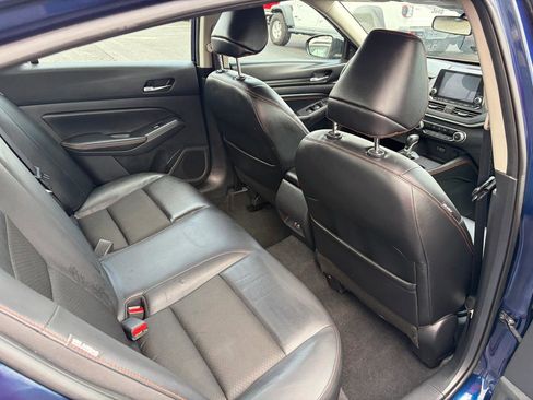 Used 2021 Nissan Altima 2.5 SR image 17