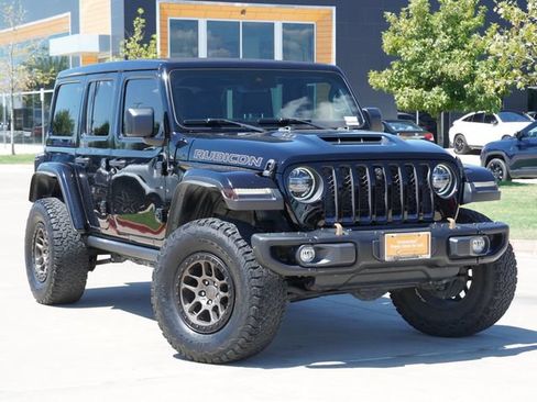 Used 2021 Jeep Wrangler Unlimited Rubicon w/ Xtreme Recon 35" Tire Package AWD/4WD image 3