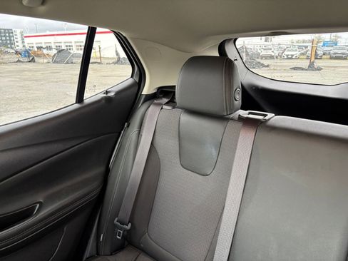Used 2025 Buick Encore GX Preferred FWD image 36
