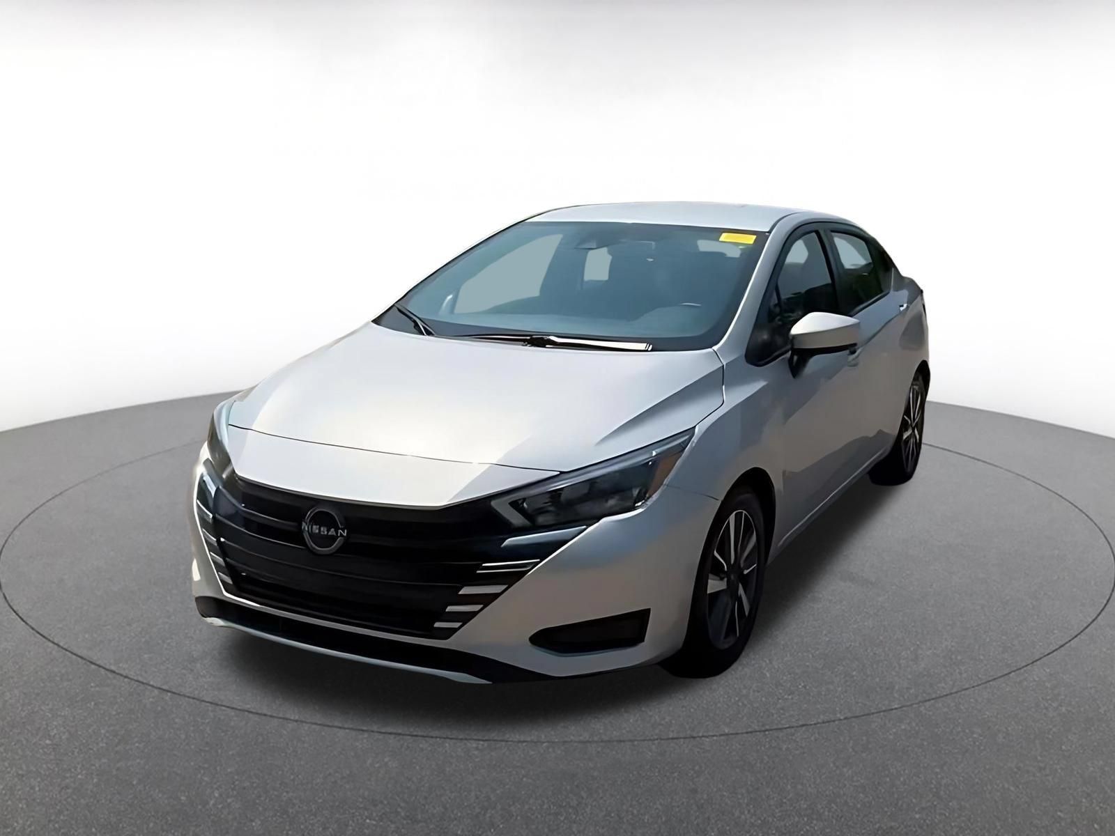 Used 2025 Nissan Versa SV FWD image 6