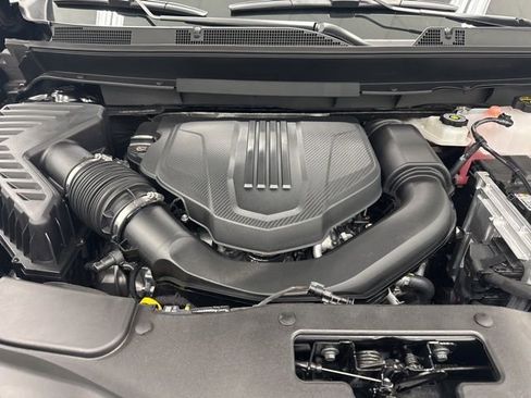 New 2026 Chevrolet Traverse LT w/ Midnight/Sport Edition image 40