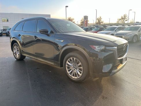 Certified 2025 MAZDA CX-90 3.3 Turbo w/ Preferred Package image 6