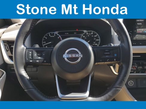 Used 2023 Nissan Rogue SL w/ SL Premium Package FWD image 23