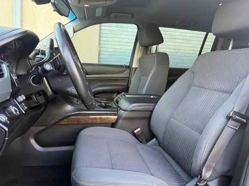 Used 2017 Chevrolet Tahoe LS RWD image 11