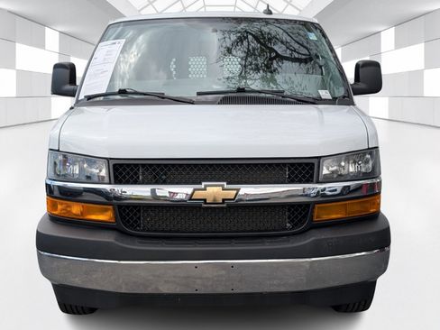 Used 2024 Chevrolet Express 2500 w/ Driver Convenience Package image 3