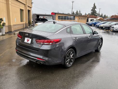 Used 2018 Kia Optima S w/ Panoramic Sunroof Package FWD image 7