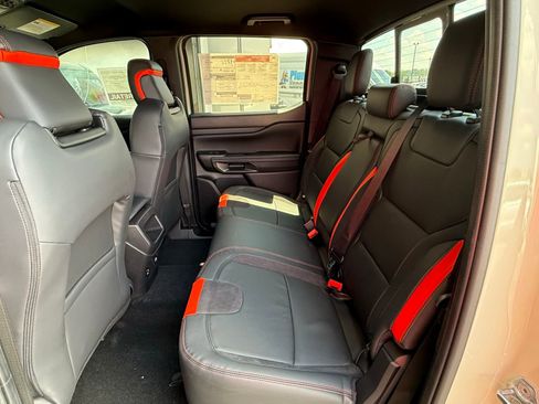 New 2025 Ford Ranger Raptor image 17