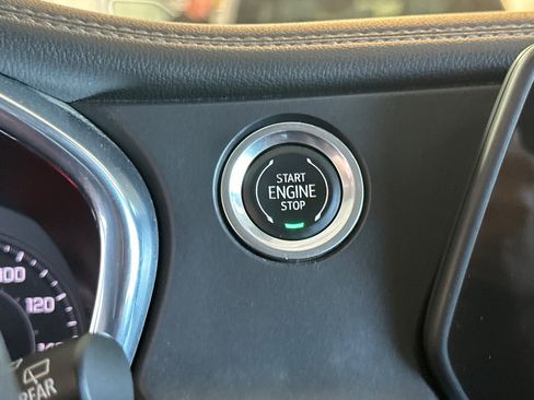 Used 2021 Chevrolet Blazer LT FWD image 22