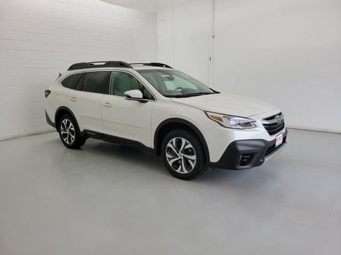 Used 2021 Subaru Outback Limited AWD/4WD image 4